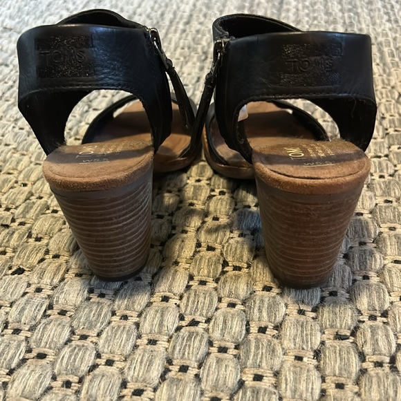 EUC TOMS Mallorca sandal. Worn once. Size 5.5 - Picture 9 of 13